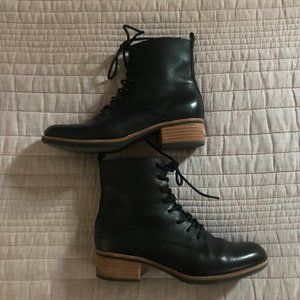 Kork-Ease Violeta Black Leather Lace-Up Zipper Booties 10 M